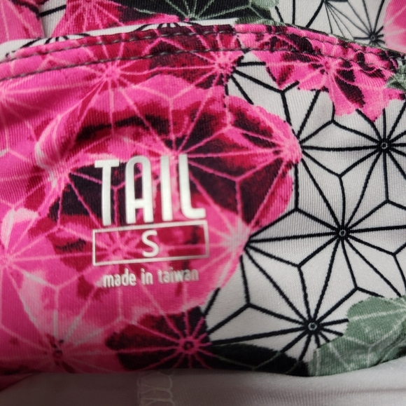 Tail Womens Floral Pink Golf Tennis Skirt Shorts Size S - Picture 2 of 8